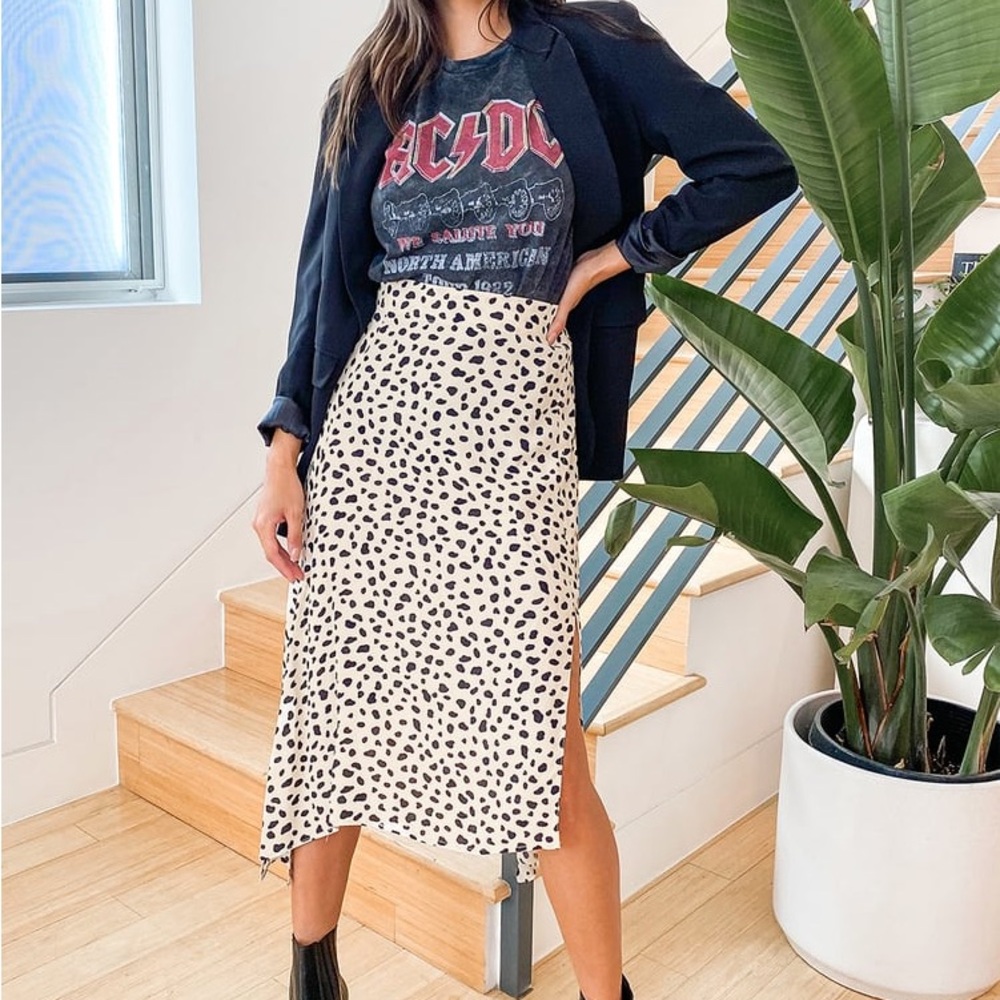 Lulu's Cheetah Print Midi Skirt